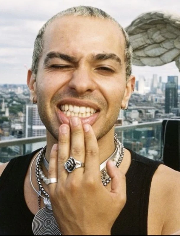 Benny Jeee